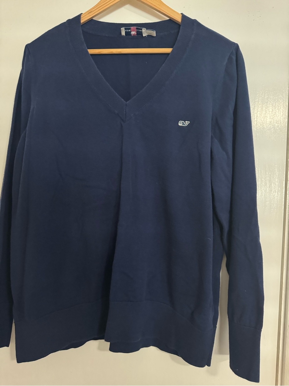 Vineyard Vines Navy Women's V-Neck Sweater